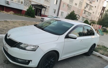 Skoda Rapid I, 2018 год, 850 000 рублей, 2 фотография