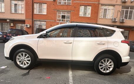 Toyota RAV4, 2018 год, 2 570 000 рублей, 8 фотография