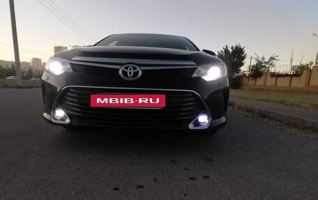 Toyota Camry, 2015 год, 2 300 000 рублей, 2 фотография