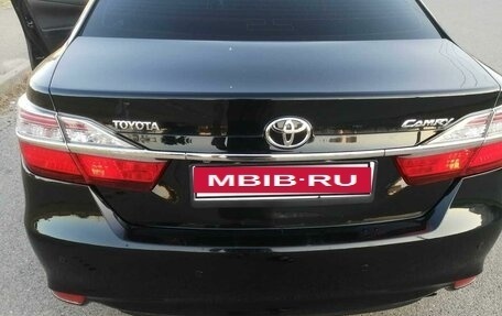 Toyota Camry, 2015 год, 2 300 000 рублей, 14 фотография