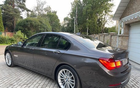 BMW 7 серия, 2012 год, 2 550 000 рублей, 9 фотография