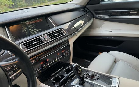 BMW 7 серия, 2012 год, 2 550 000 рублей, 18 фотография