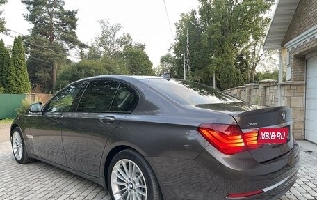 BMW 7 серия, 2012 год, 2 550 000 рублей, 12 фотография