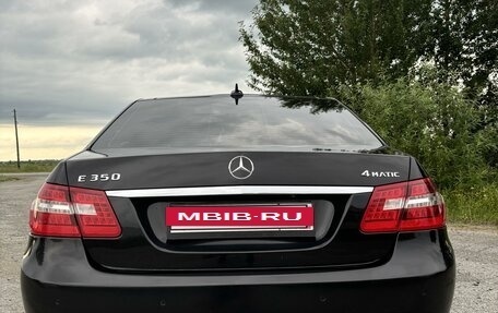 Mercedes-Benz E-Класс, 2011 год, 2 100 000 рублей, 5 фотография