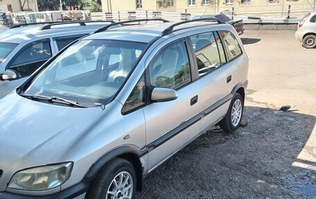 Opel Zafira A рестайлинг, 2001 год, 280 000 рублей, 6 фотография