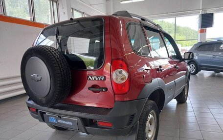 Chevrolet Niva I рестайлинг, 2015 год, 710 000 рублей, 5 фотография