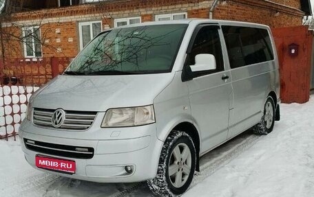 Volkswagen Transporter T5 рестайлинг, 2008 год, 1 650 000 рублей, 1 фотография