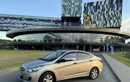 Hyundai Accent IV, 2013 год, 950 000 рублей, 13 фотография