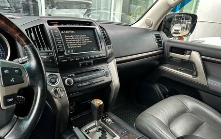 Toyota Land Cruiser 200, 2009 год, 2 895 000 рублей, 25 фотография