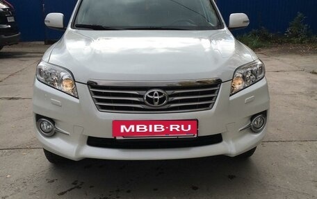 Toyota RAV4, 2011 год, 2 200 000 рублей, 2 фотография