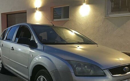 Ford Focus II рестайлинг, 2005 год, 370 000 рублей, 3 фотография