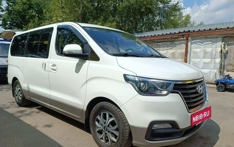 Hyundai H-1 II рестайлинг, 2021 год, 4 000 000 рублей, 4 фотография