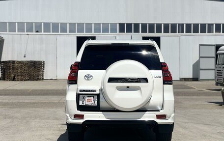 Toyota Land Cruiser Prado 150 рестайлинг 2, 2022 год, 7 850 000 рублей, 5 фотография