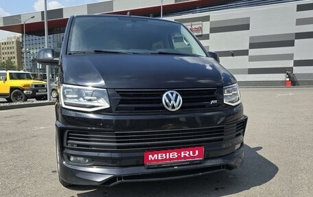 Volkswagen Multivan T6 рестайлинг, 2018 год, 4 560 000 рублей, 1 фотография