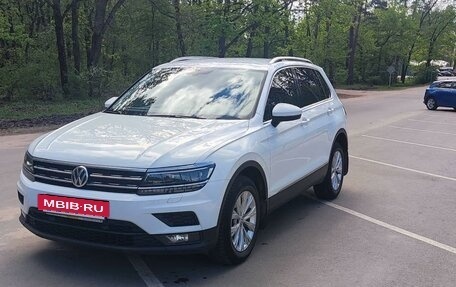 Volkswagen Tiguan II, 2017 год, 2 550 000 рублей, 2 фотография