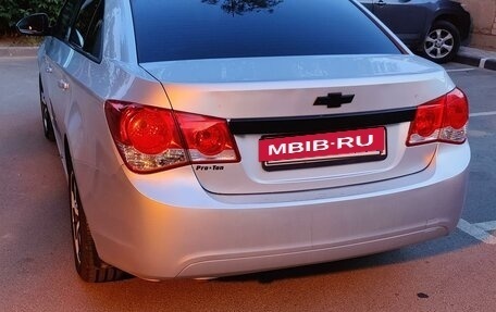 Chevrolet Cruze II, 2011 год, 750 000 рублей, 6 фотография