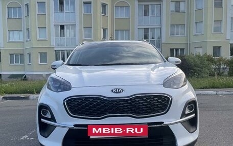 KIA Sportage IV рестайлинг, 2020 год, 2 730 000 рублей, 3 фотография