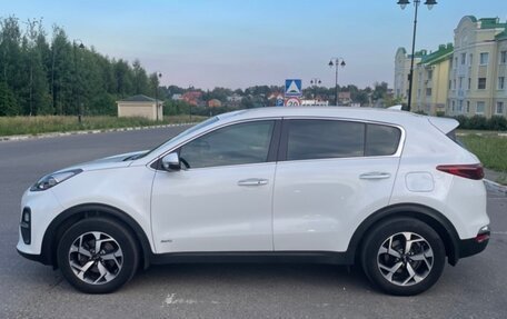 KIA Sportage IV рестайлинг, 2020 год, 2 730 000 рублей, 10 фотография