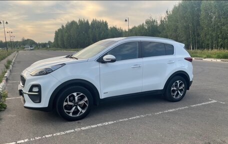 KIA Sportage IV рестайлинг, 2020 год, 2 730 000 рублей, 9 фотография