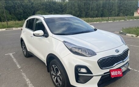 KIA Sportage IV рестайлинг, 2020 год, 2 730 000 рублей, 4 фотография