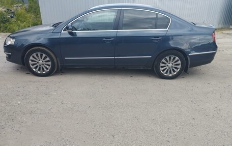 Volkswagen Passat B6, 2006 год, 550 000 рублей, 2 фотография