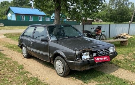 Ford Laser II, 1984 год, 50 000 рублей, 2 фотография