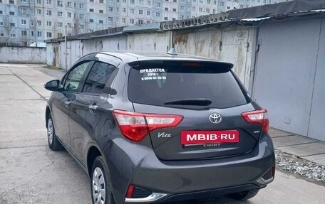 Toyota Vitz, 2018 год, 1 350 000 рублей, 6 фотография