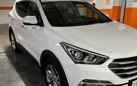 Hyundai Santa Fe III рестайлинг, 2017 год, 2 490 000 рублей, 1 фотография