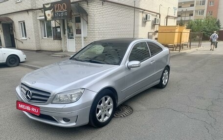 Mercedes-Benz C-Класс, 2002 год, 1 000 000 рублей, 1 фотография