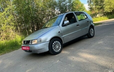 Volkswagen Polo III рестайлинг, 1998 год, 125 000 рублей, 1 фотография