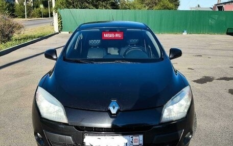 Renault Megane III, 2011 год, 690 000 рублей, 2 фотография