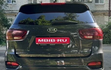 KIA Sorento III Prime рестайлинг, 2018 год, 2 750 000 рублей, 2 фотография