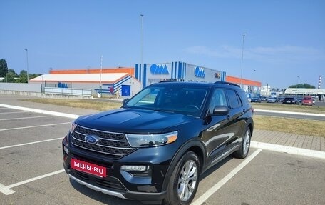 Ford Explorer VI, 2021 год, 3 700 000 рублей, 2 фотография