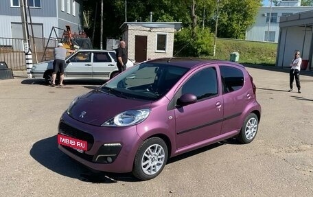 Peugeot 107 I рестайлинг, 2012 год, 840 000 рублей, 9 фотография