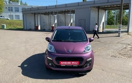 Peugeot 107 I рестайлинг, 2012 год, 840 000 рублей, 2 фотография