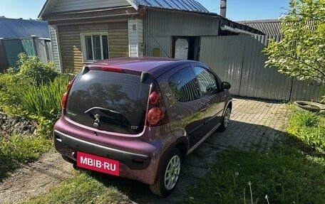 Peugeot 107 I рестайлинг, 2012 год, 840 000 рублей, 34 фотография