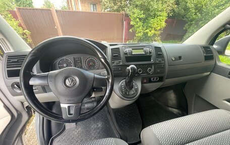 Volkswagen Caravelle T5, 2011 год, 1 850 000 рублей, 10 фотография