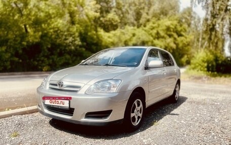 Toyota Corolla, 2004 год, 450 000 рублей, 10 фотография