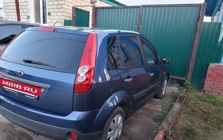 Ford Fiesta, 2006 год, 495 000 рублей, 3 фотография