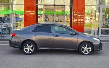 Toyota Corolla, 2011 год, 990 000 рублей, 4 фотография