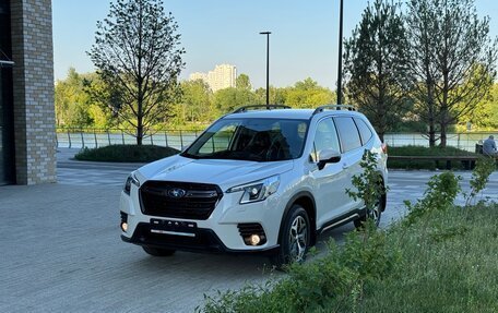 Subaru Forester, 2024 год, 5 200 000 рублей, 3 фотография