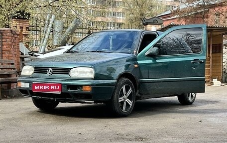 Volkswagen Golf III, 1996 год, 135 000 рублей, 1 фотография