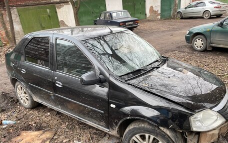 Renault Logan I, 2013 год, 250 000 рублей, 2 фотография