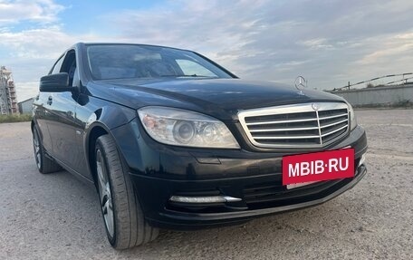 Mercedes-Benz C-Класс, 2010 год, 1 030 000 рублей, 3 фотография