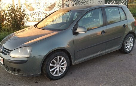 Volkswagen Golf V, 2004 год, 680 000 рублей, 6 фотография