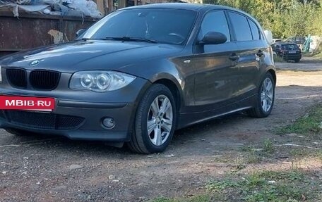 BMW 1 серия, 2005 год, 370 000 рублей, 16 фотография