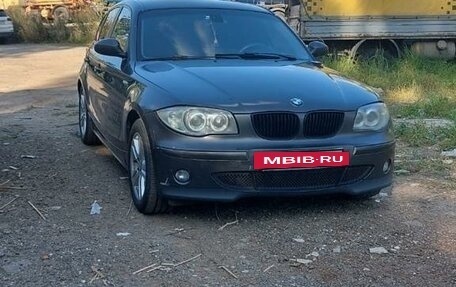 BMW 1 серия, 2005 год, 370 000 рублей, 17 фотография