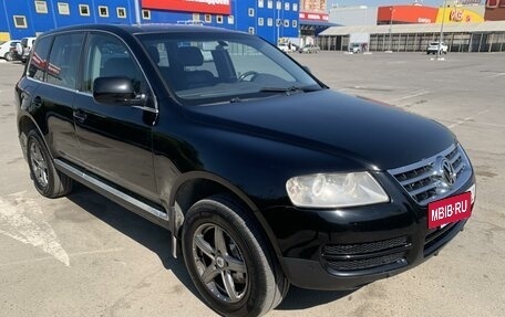 Volkswagen Touareg III, 2003 год, 830 000 рублей, 2 фотография