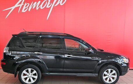 Mitsubishi Outlander III рестайлинг 3, 2011 год, 1 275 000 рублей, 6 фотография