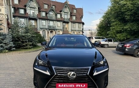 Lexus NX I, 2019 год, 3 950 000 рублей, 3 фотография